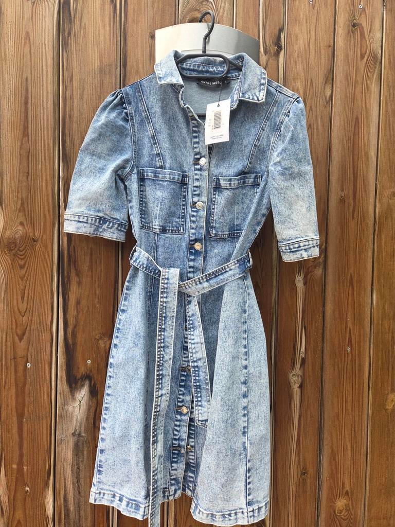 Spijkerjurk Guts & Gusto S. Nieuw. Stretchstof, Kleding | Dames, Jurken, Ophalen of Verzenden, Nieuw, Blauw, Onder de knie