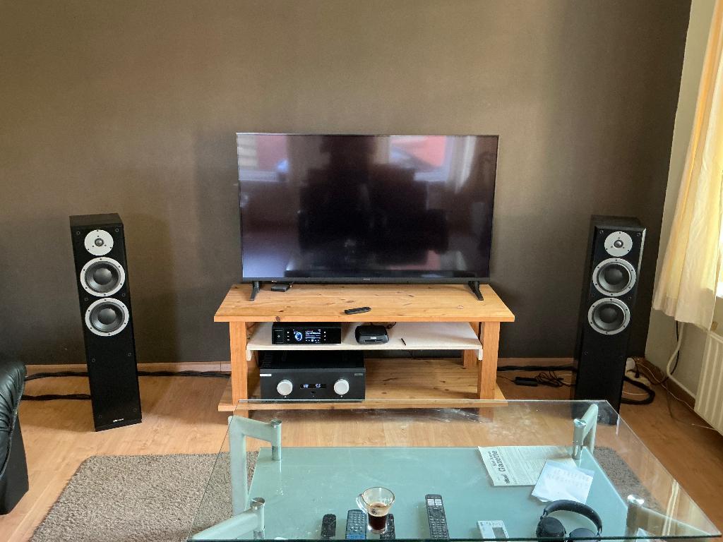 Dynaudio emit m30 zuilluidsprekers, Audio, Tv en Foto, Gebruikt, 120 watt of meer, Front, Rear of Stereo speakers, Ophalen