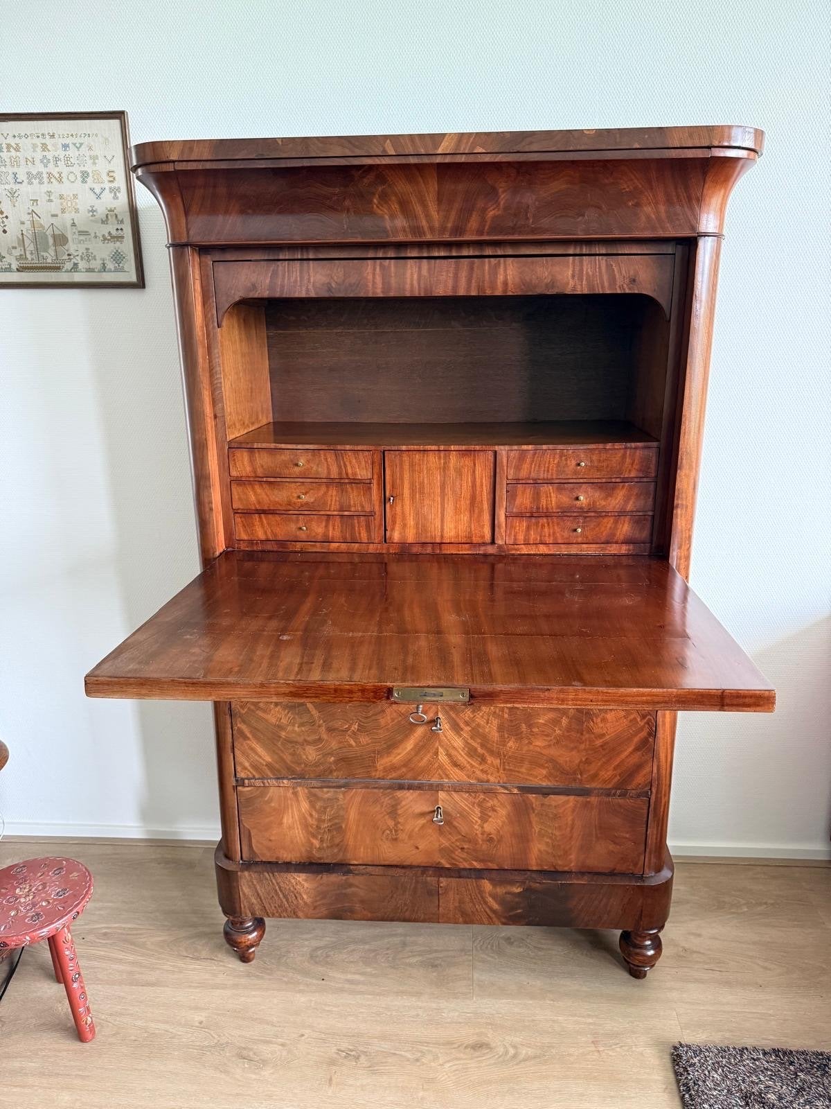 Antiek Biedermeier Secretaire Mahoniehout, Ophalen