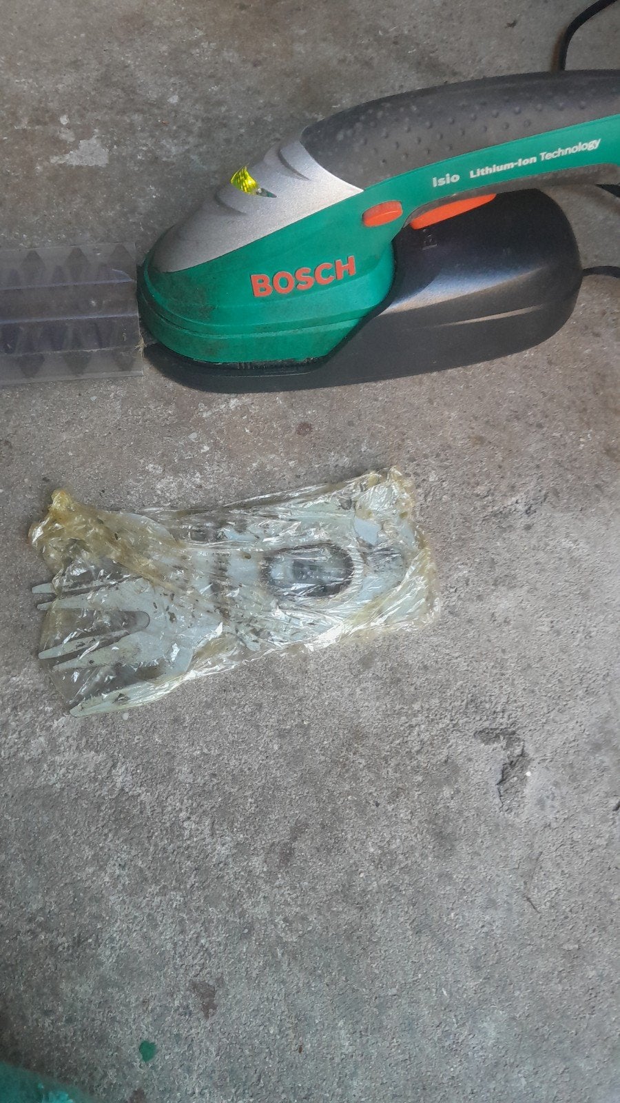 Bosch Isio 3.6V Accu Gras- en Buxusschaar, Tuin en Terras, Ophalen of Verzenden, Gebruikt, Accu, Bosch