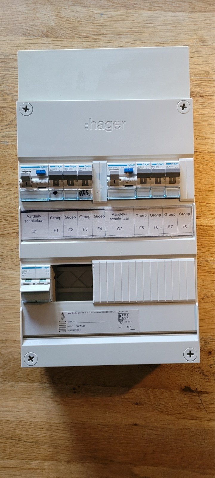 Hager groepenkast – 8 groepen – 2 aardlekschakelaars – 1 fas, Ophalen of Verzenden, Gebruikt, Hager, Groepenkast