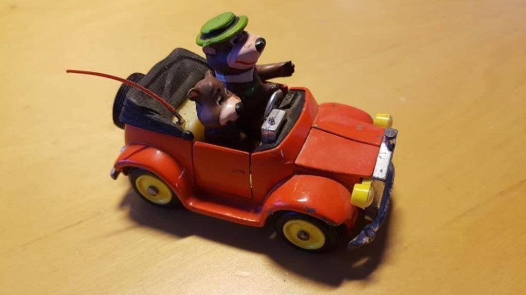 Yogi & boo boo bear auto van Mebetoys, Hobby en Vrije tijd, Ophalen of Verzenden, Gebruikt, Auto, Overige merken