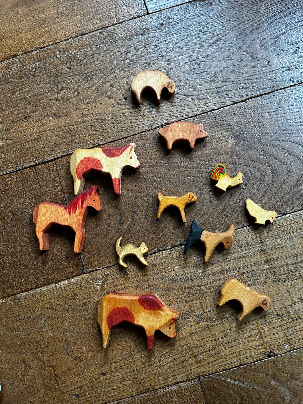 Set van 11 handgeschilderde houten boerderijdieren, Ophalen of Verzenden, Zo goed als nieuw, Overige typen