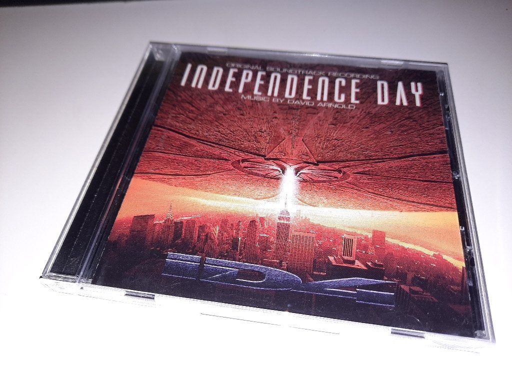 CD Independence Day, Ophalen, Zo goed als nieuw