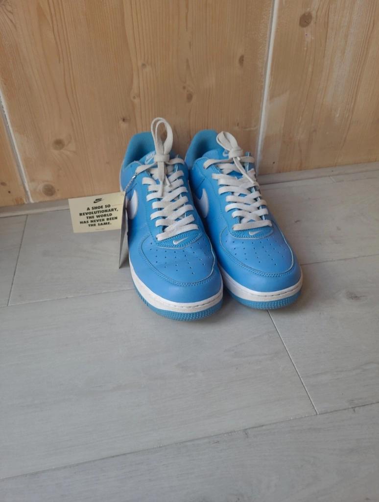 Nike Air Force 1 Low Retro 'University Blue' (EU 45.5), Blauw, Nike, Ophalen of Verzenden, Sneakers of Gympen