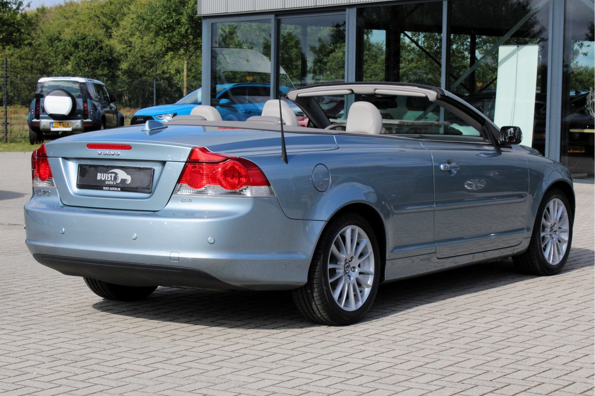 Volvo C70 Convertible 2.4i 170pk Summum AUTOMAAT 72476km! NL, C70, Gebruikt, Beige, Cabriolet