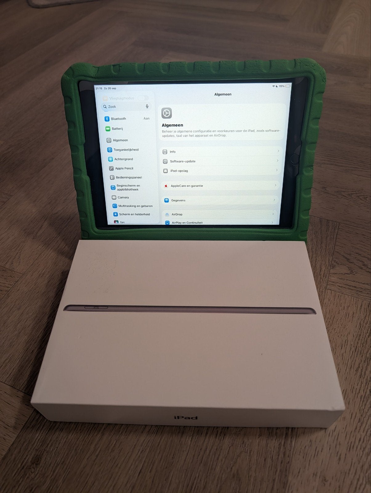 Apple iPad (9e generatie) 64GB Space Gray Krasvrij ZGAN, 10 inch, Apple iPad, Ophalen of Verzenden, Zo goed als nieuw