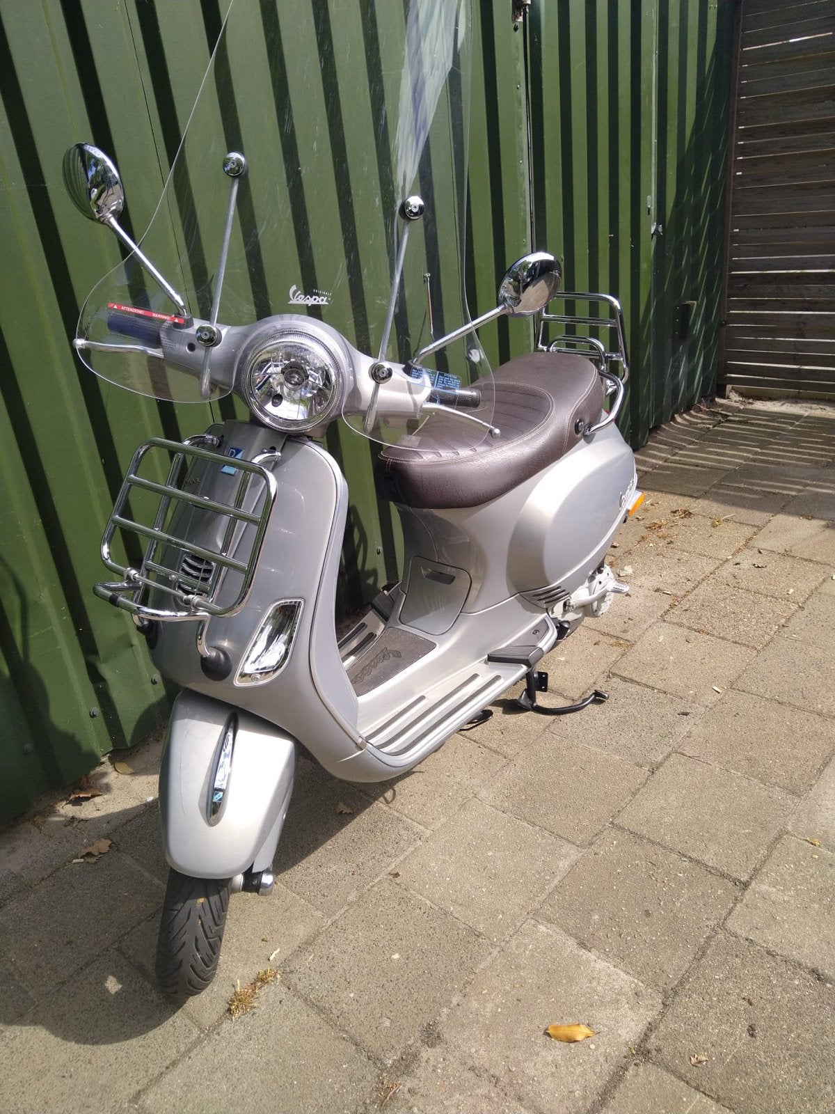 Vespa LX Scooter - Zilverkleurig, Goede Staat, Fietsen en Brommers, Scooters | Vespa, Gebruikt, Maximaal 45 km/u, Ophalen of Verzenden