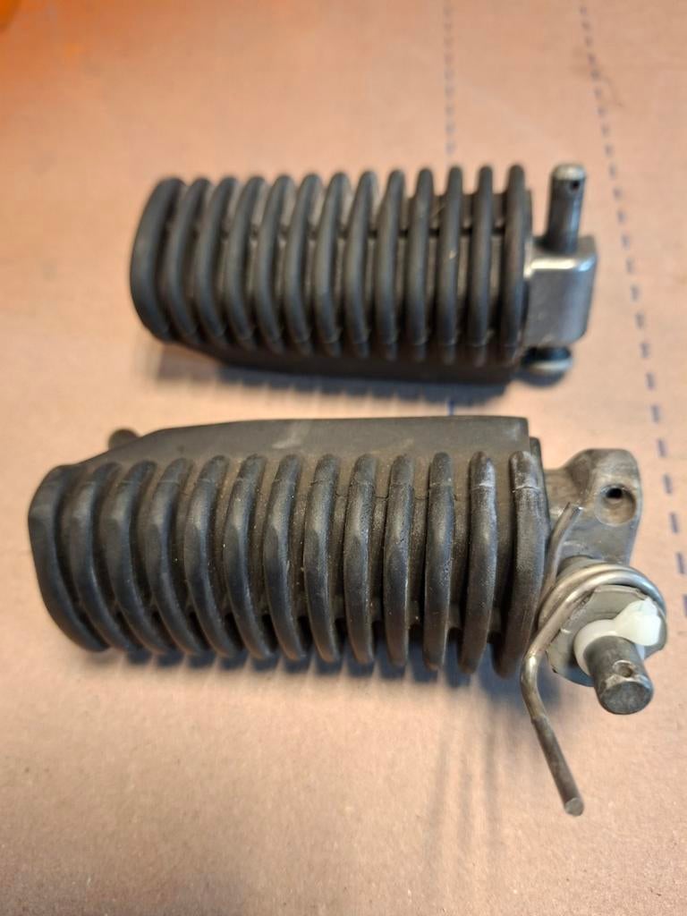 BMW voetsteunentjes- Set van 2, Motoren, Ophalen of Verzenden