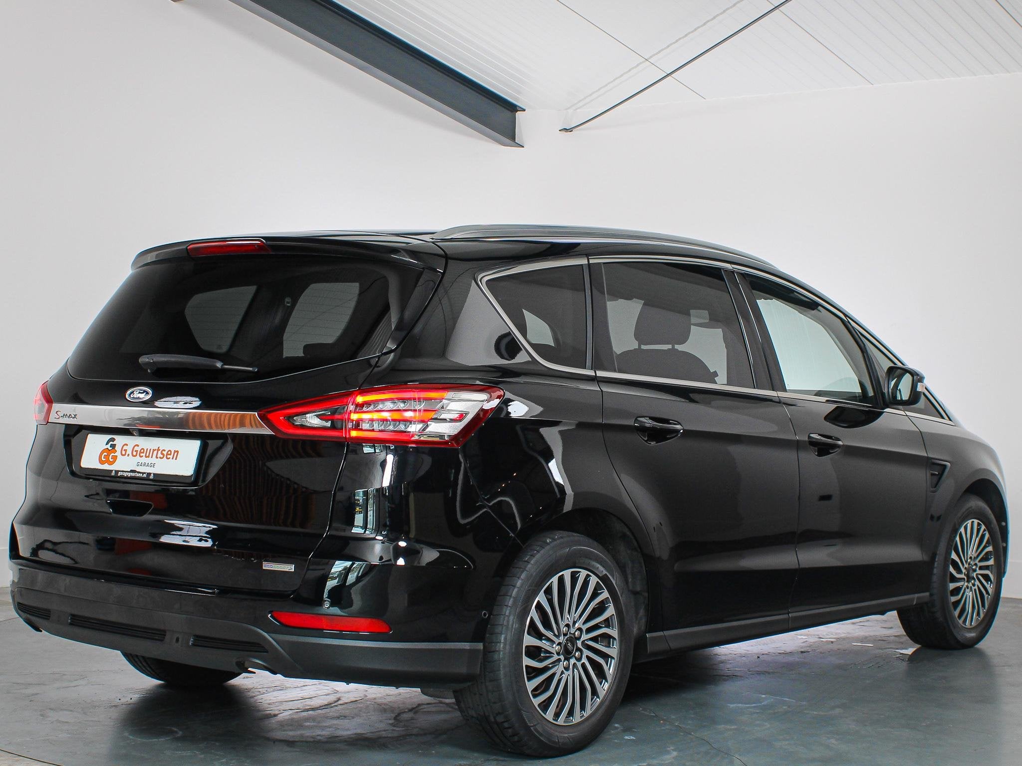 Ford S-Max 1.5 ST-Line 7-Persoons Cruise Control, Camera, Ap, Auto's, Ford, Voorwielaandrijving, 4 cilinders, 160 pk, 7 stoelen