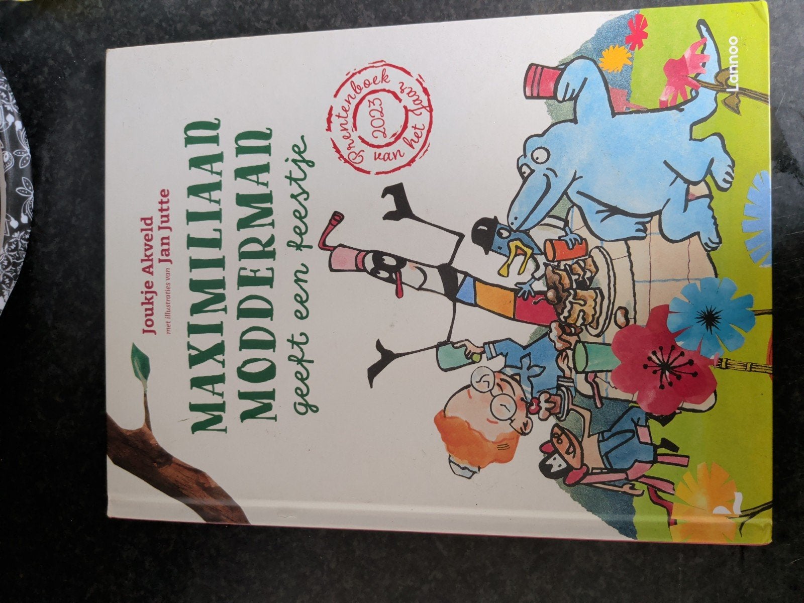 Maximiliaan Modderman geeft een feestje - Zo goed als nieuw, Boeken, Fictie algemeen, Ophalen of Verzenden, Zo goed als nieuw