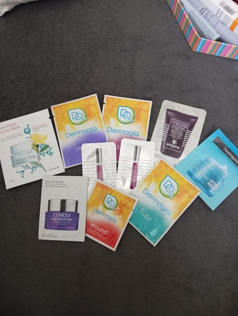 Diverse huidverzorgingssamples (Clarins, Clinique, Dermagia), Ophalen of Verzenden, Nieuw, Gehele gezicht, Verzorging