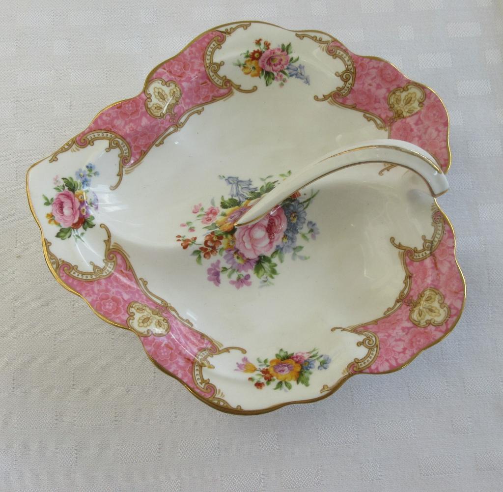 Bladvormig schaaltje Royal Albert Lady Carlyle, Ophalen of Verzenden