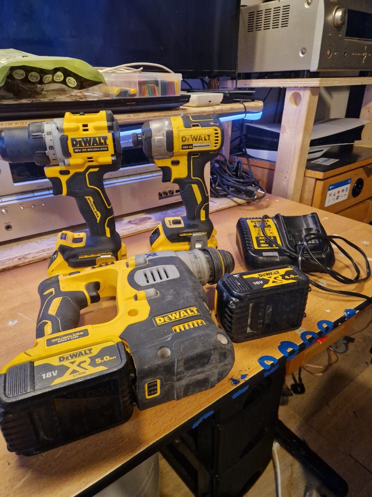 DeWalt Boormachineset met Accu's en Lader, Boormachine, Variabele snelheid, Ophalen of Verzenden, Gebruikt