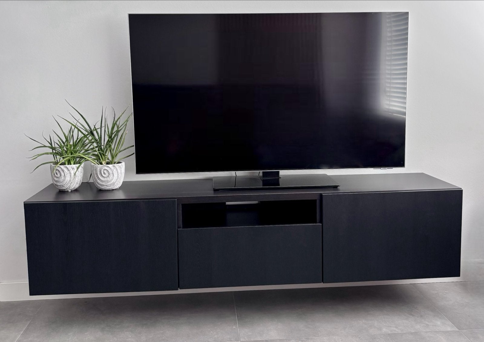 IKEA BESTA tv meubel 180x40x38, Ophalen, 150 tot 200 cm, Zo goed als nieuw, Minder dan 100 cm