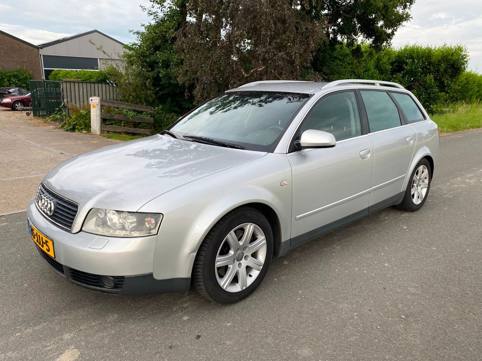 Audi A4 Quattro 3.0 V6 Station 2002 Grijs, 1800 kg, A4, Stationwagon, Particulier