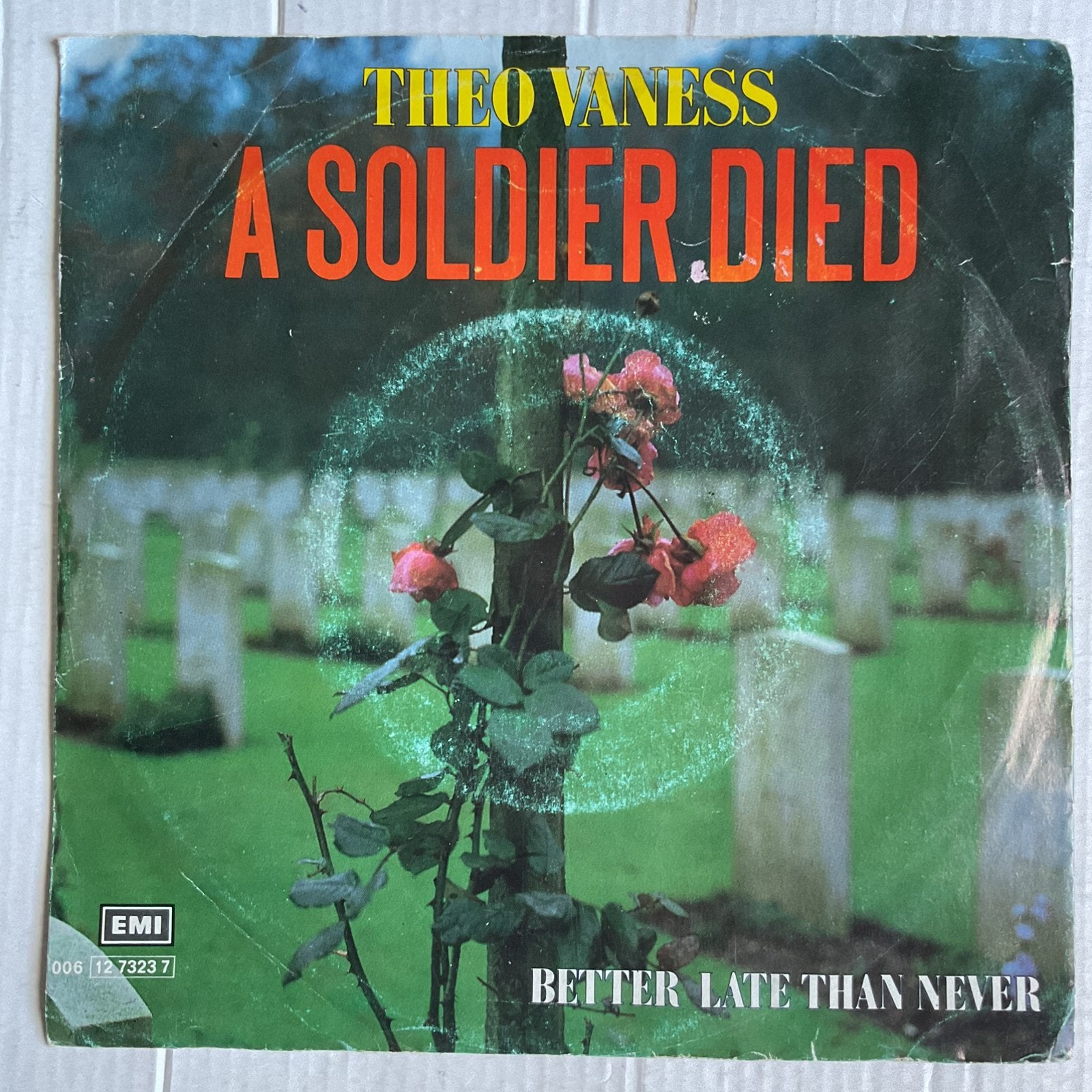 Theo vaness - A soldier died, Ophalen of Verzenden, Gebruikt, 7 inch