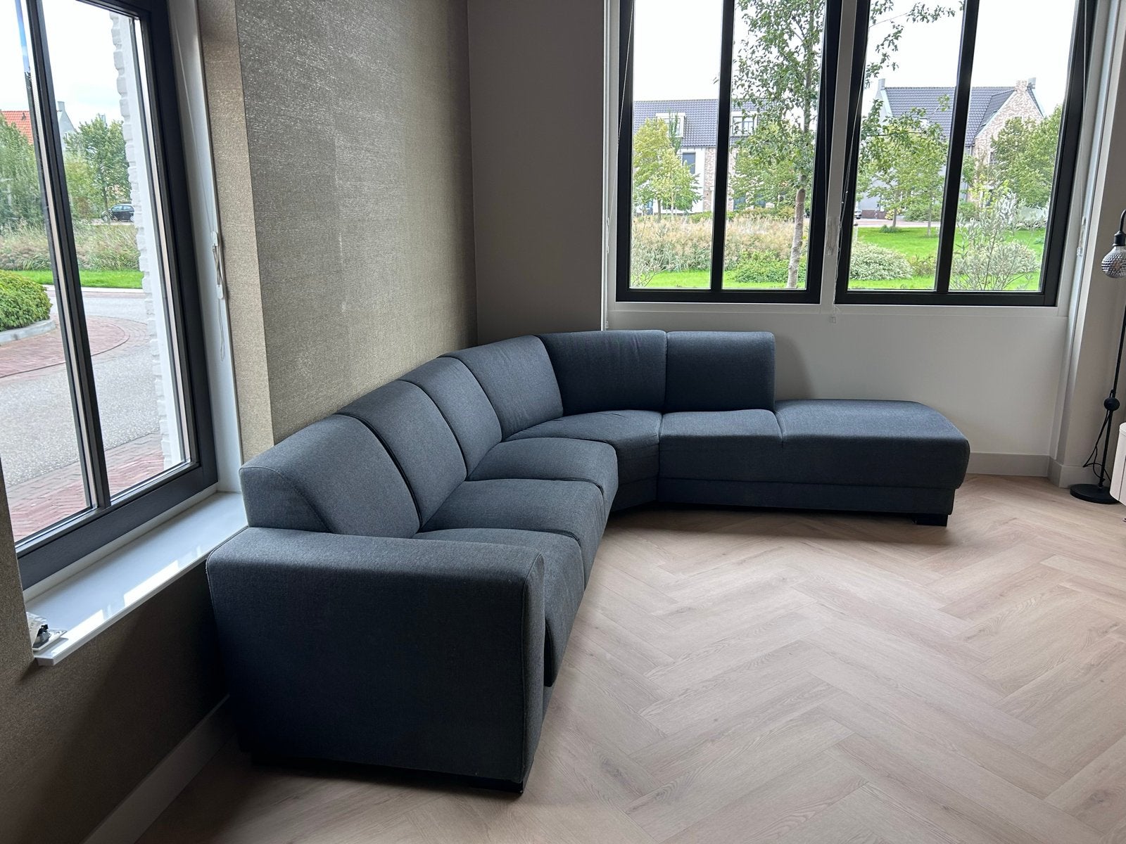 Foto 4 van Hoekbank met Longchair 6 personen / zitting uitschuifbaar