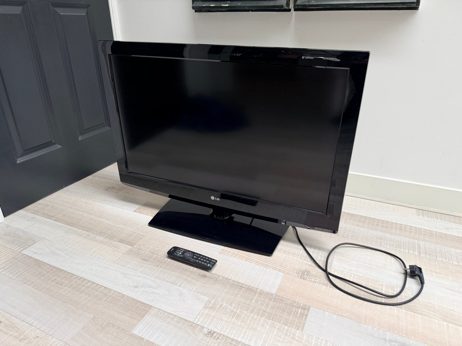 LG TV 37 inch, in goede staat, Audio, Tv en Foto, Televisies, Ophalen, Gebruikt, 50 Hz, LCD
