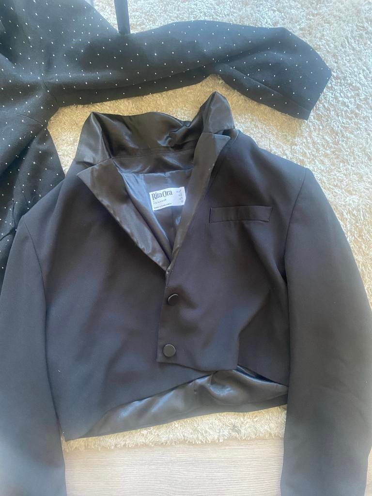 Leuk kort zwart jasje van Rita Ora x Primark, Ophalen of Verzenden, Zo goed als nieuw, Maat 36 (S), Zwart