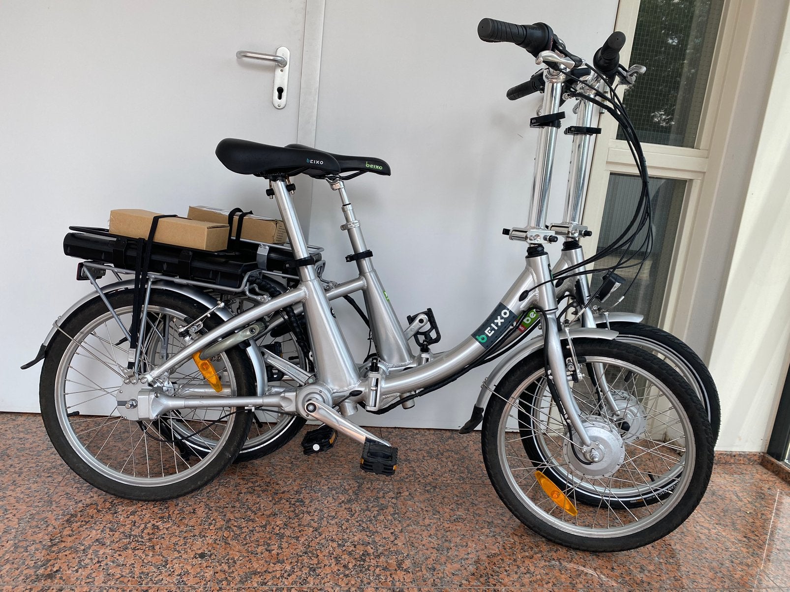 Zo goed als nieuw 2 Beixo elektrische vouwfietsen, Ophalen, Zo goed als nieuw, Totaal opvouwbaar, Velgrem