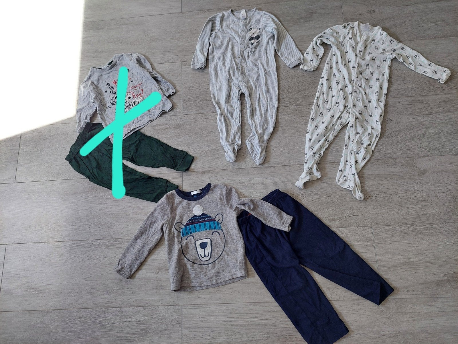 Pyjama's maat 92 jongen velours pyjama pyjamapak, Ophalen of Verzenden, Zo goed als nieuw, Jongen, Nacht- of Onderkleding