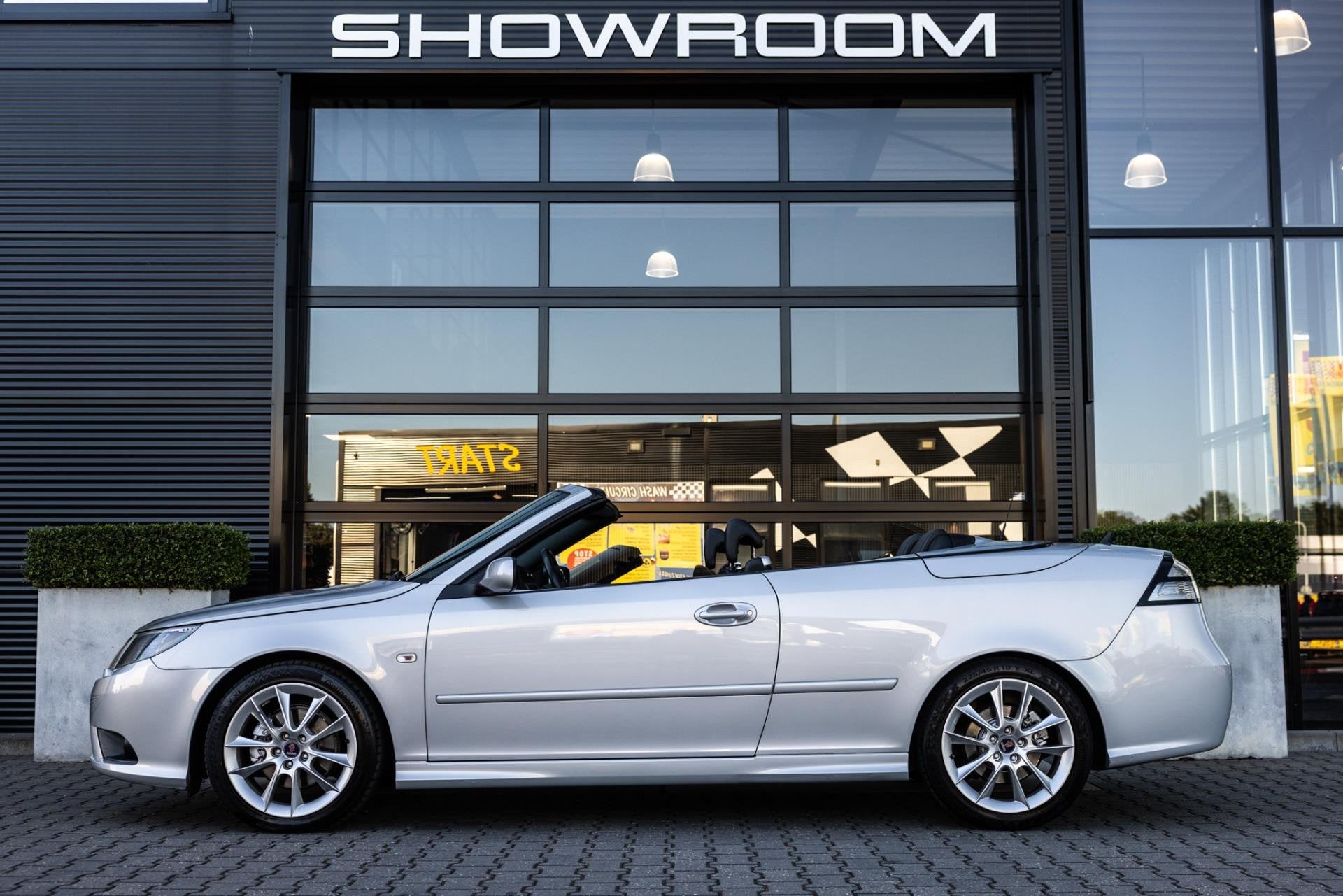 Saab 9-3 Cabrio 2.0 T Spring Edition, 230pk, Memory Stoelen,, Auto's, Saab, 1998 cc, Gebruikt, Zwart, Cabriolet