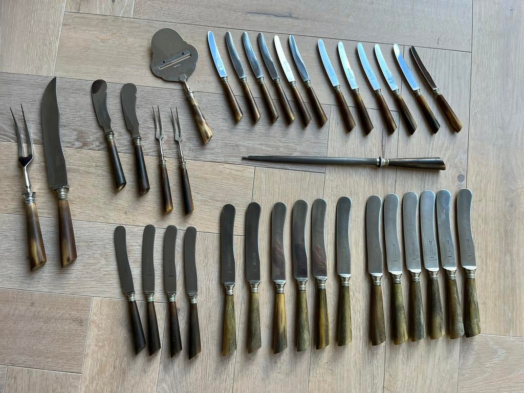 34 delig Zwillingbestek met benen handvatten - Vintage -, Antiek en Kunst, Ophalen
