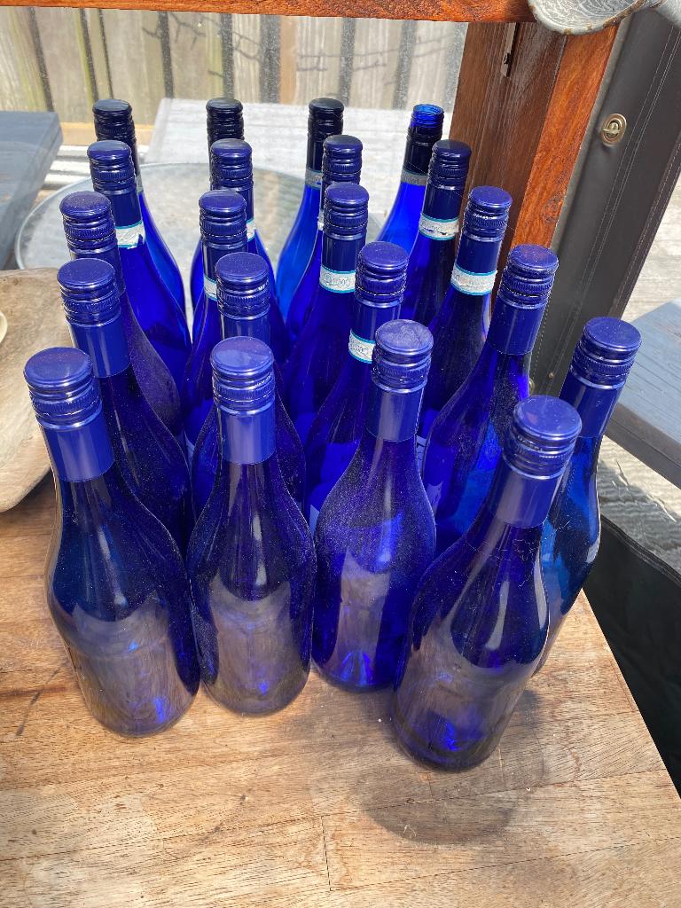 Blauwe flessen, om te knutselen of wat dan ook, Ophalen, Beschrijfbaar, Overige thema's, Overige typen