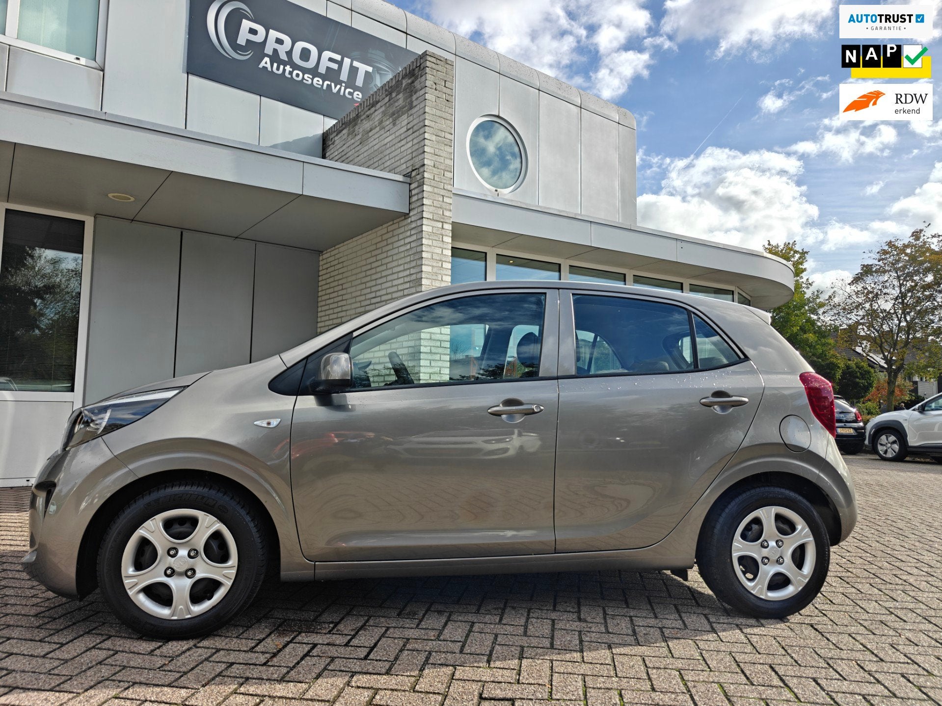 Kia Picanto 1.0 MPi ComfortPlusLine / Camera / Android / App, Voorwielaandrijving, Gebruikt, Euro 6, 4 stoelen