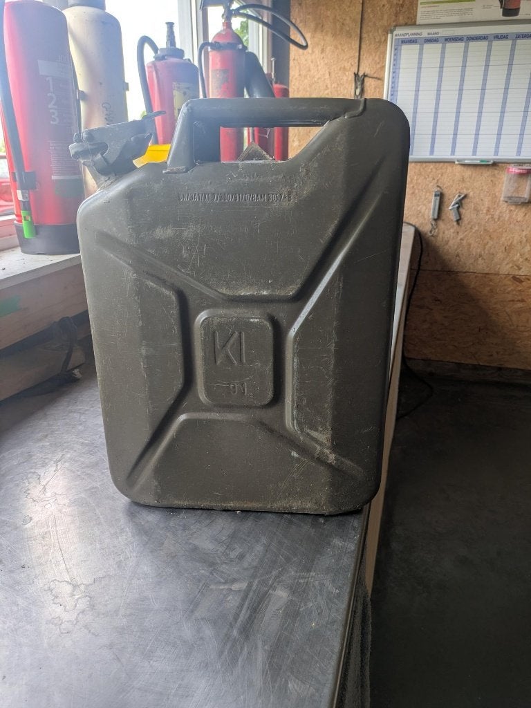 6 x metalen jerrycan, Ophalen, Overige soorten, Nederland, Overige typen