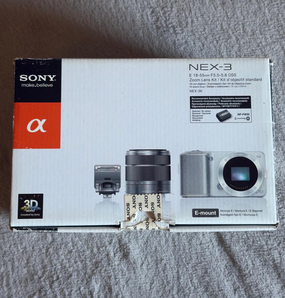 Sony Alpha NEX-3 compact camera zilver met doos en meer!, 14 Megapixel, Compact, Ophalen of Verzenden, Zo goed als nieuw