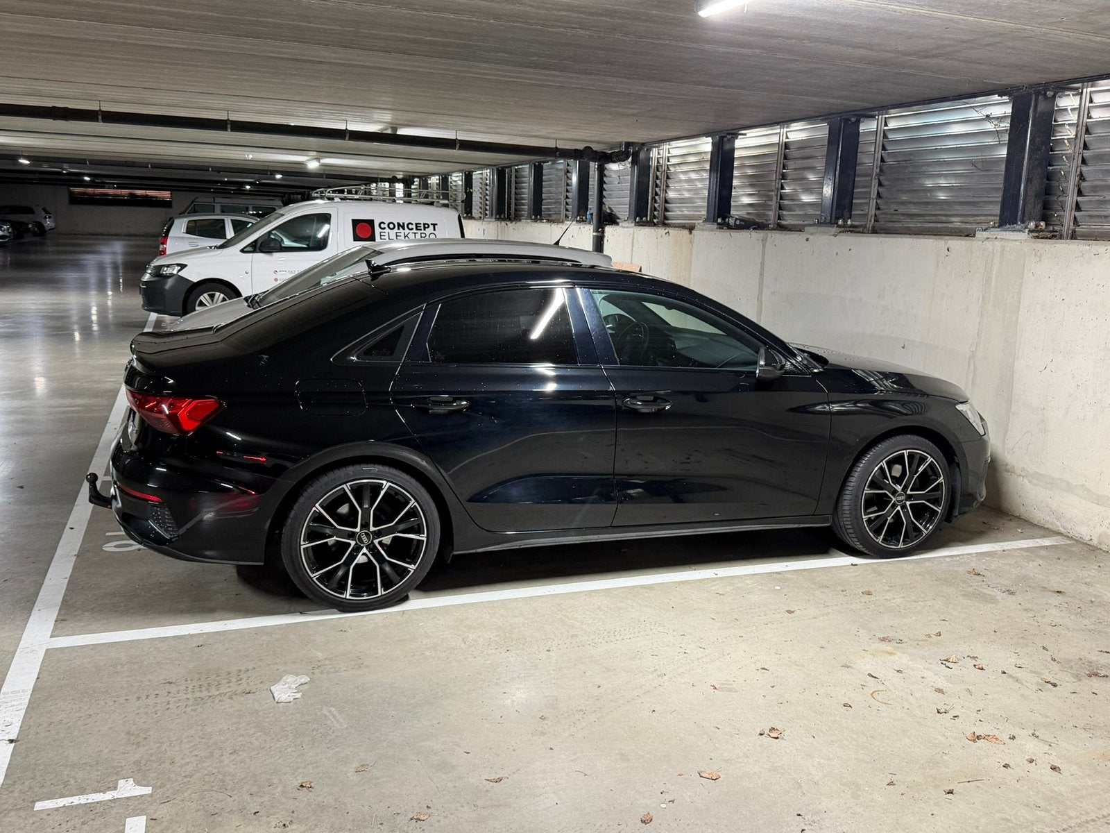 Audi A3 Sportback 30 TFSI 110 pk | 2021 | Zwart | Dealer NAP, Voorwielaandrijving, 1200 kg, Zwart, Origineel Nederlands