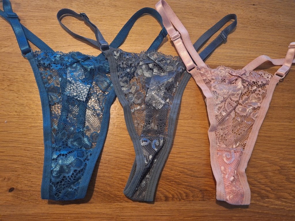 3 dames strings maat s, Verzenden, Overige kleuren, String