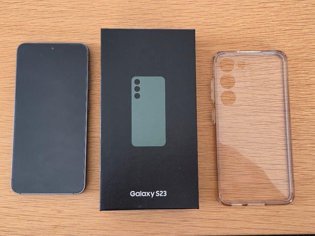 Samsung Galaxy S23 128GB Zo goed als nieuw