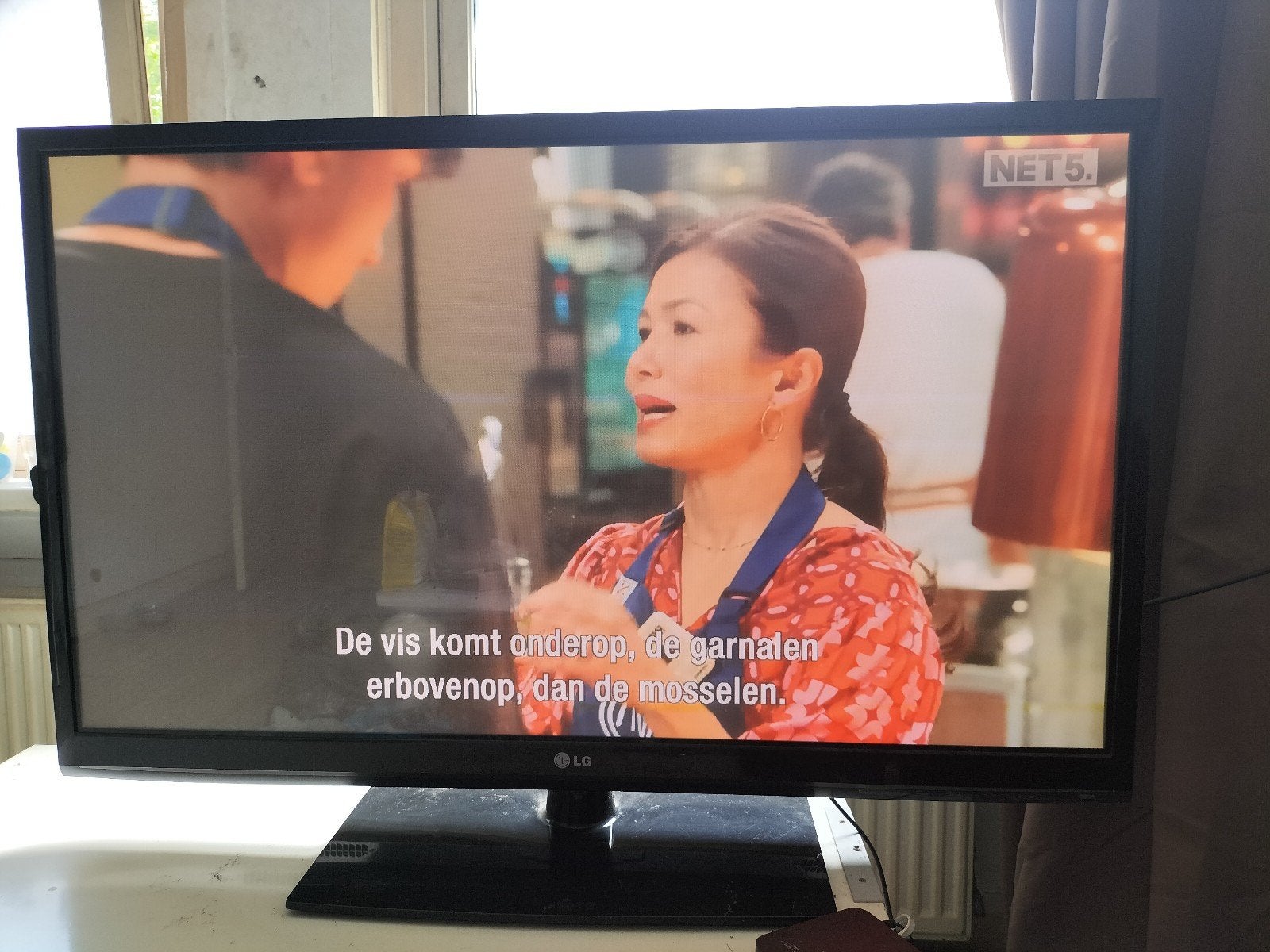 LG 50 inch tv full hd + afstandsbedi, Ophalen, Zo goed als nieuw, 100 cm of meer, LG