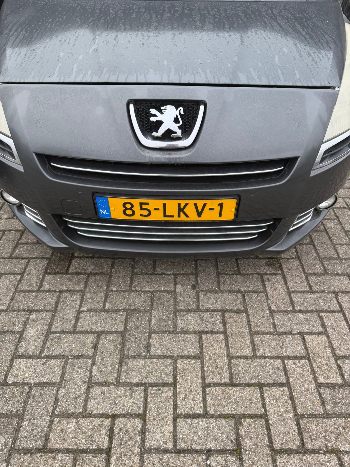Peugeot 5008 1.6 THP 5PL 2010 Grijs, Auto's, Voorwielaandrijving, 1550 kg, 1435 kg, Handgeschakeld