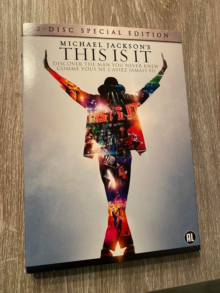 DVD Michael Jackson - This is it special edition z.g.a.n!, Cd's en Dvd's, Dvd's | Muziek en Concerten, Zo goed als nieuw, Alle leeftijden