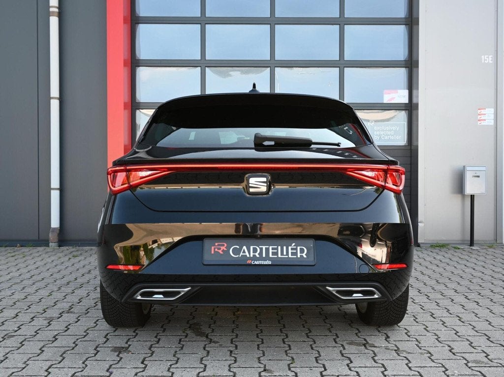 Seat Leon 1.4 TSI eHybrid FR Business Intense SOH 95% | Carp, Auto's, Seat, Gebruikt, Met garantie (alle), Leon, Zwart