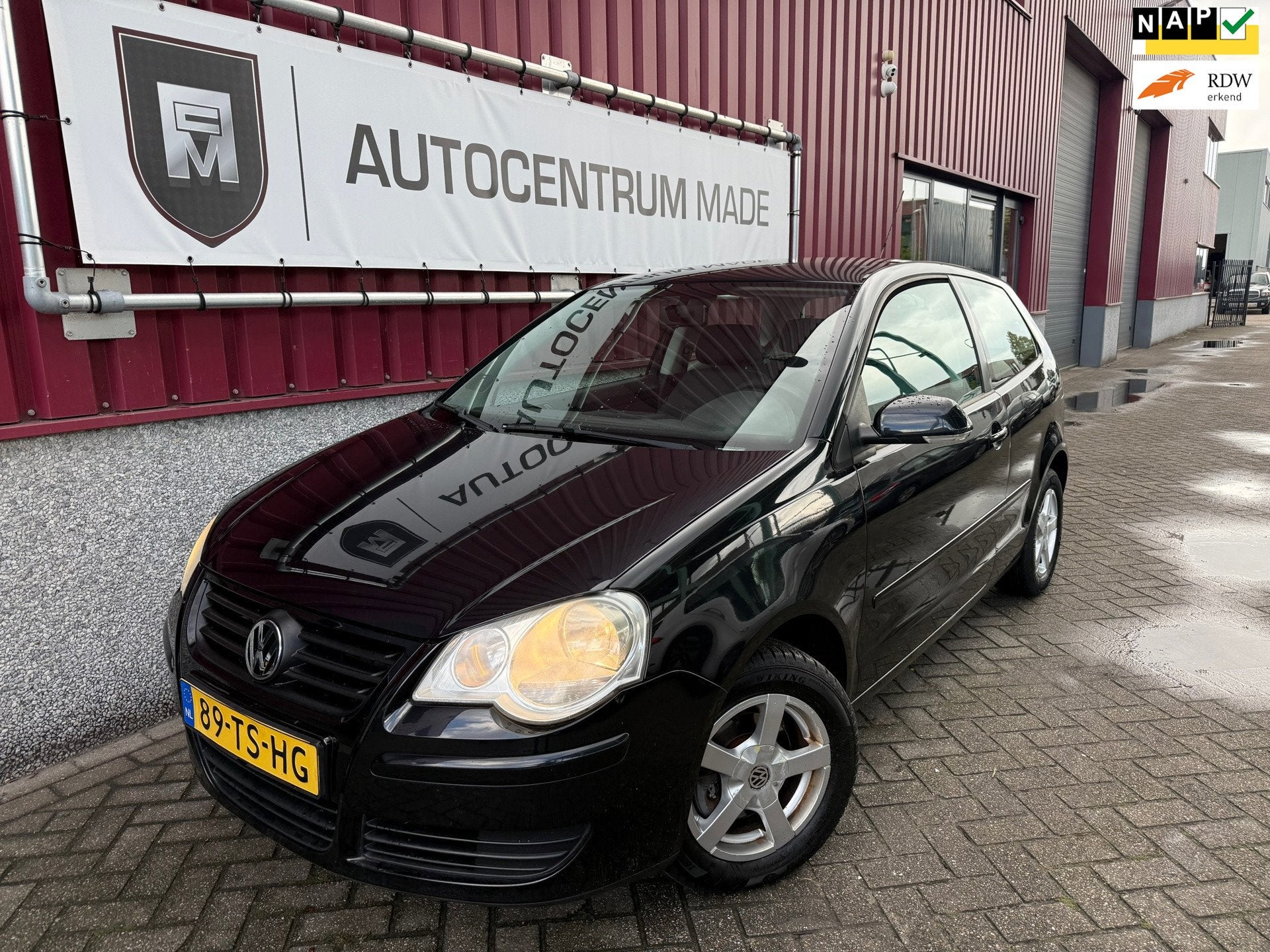 Volkswagen Polo 1.2 Optive // Airco // NW APK //, Voorwielaandrijving, Stof, 1198 cc, Zwart