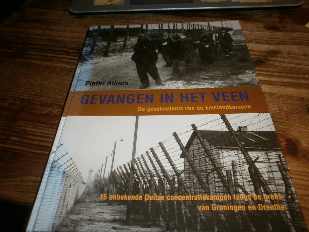 emslandkampen gevangen in het veen concentratiekampen, Boeken, Ophalen of Verzenden, Tweede Wereldoorlog, Zo goed als nieuw, Overige onderwerpen