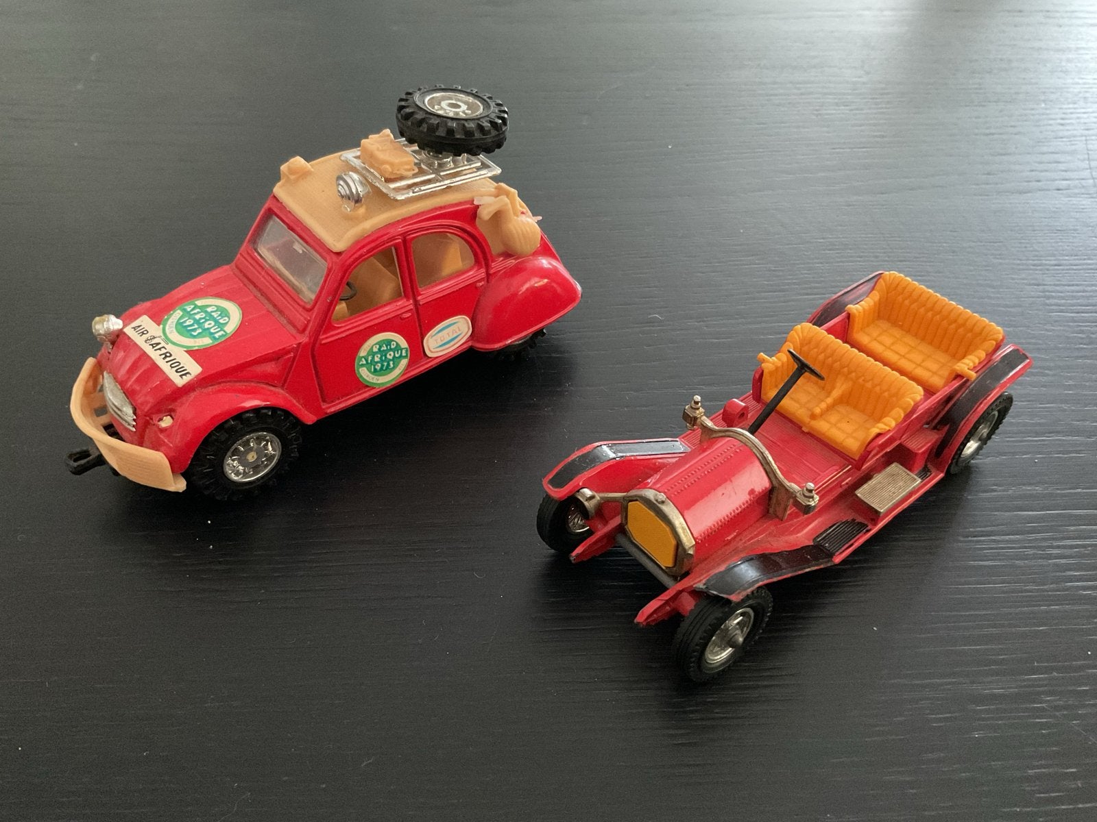 Vintage speelgoedauto's: Citroën 2CV en klassieke auto, Ophalen of Verzenden, Gebruikt