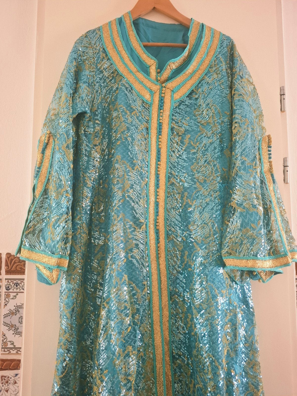 Blauwe Kaftan met Gouden Details en Riem, Maat 38/40 (M), Blauw, Ophalen of Verzenden, Zo goed als nieuw