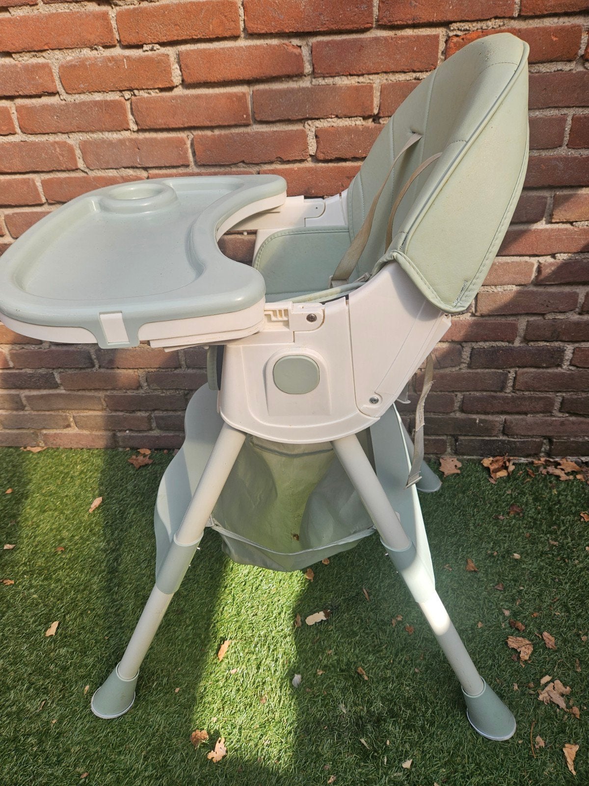 Kinderstoel met afneembaar eetblad en gordel, Kinderen en Baby's, Ophalen of Verzenden, Gebruikt, Overige typen, Afneembaar eetblad