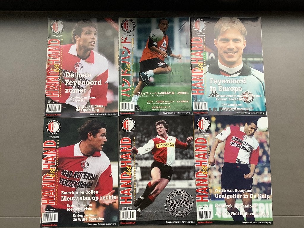 Feyenoord Hand in Hand Magazines 2001-2002, Ophalen of Verzenden, Zo goed als nieuw, Feyenoord, Boek of Tijdschrift