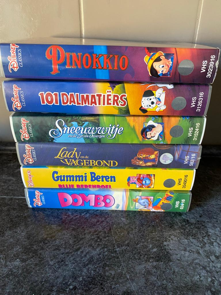 Disney VHS Collectie - 19 Klassieke Animatiefilms, Gebruikt, Tekenfilm, Alle leeftijden, Ophalen of Verzenden