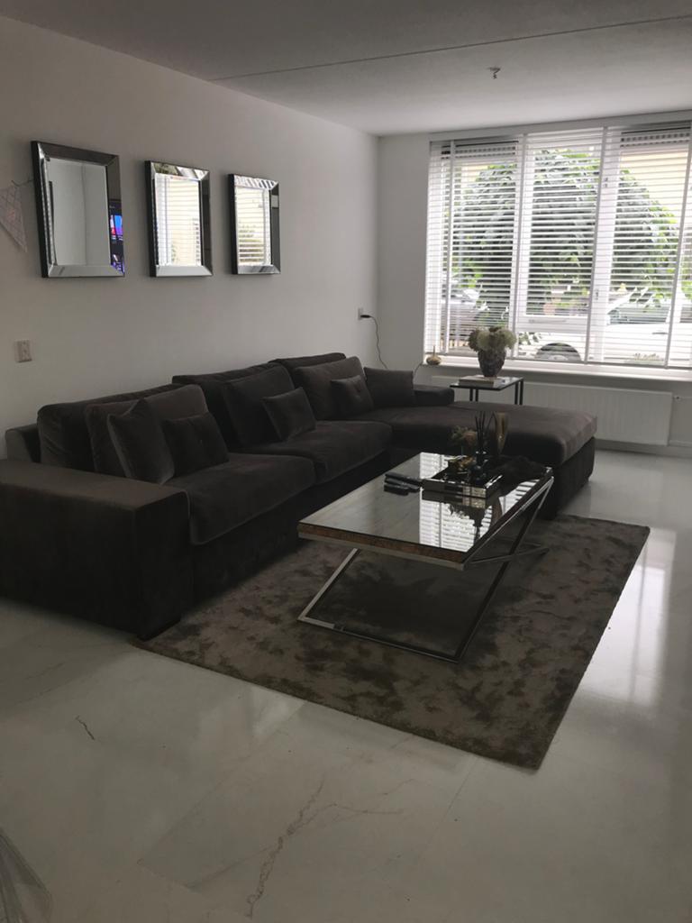 Suède donker bruine hoekbank 330 x 180cm, Huis en Inrichting, Banken | Bankstellen, Ophalen, Hoekbank, 300 cm of meer, Zo goed als nieuw