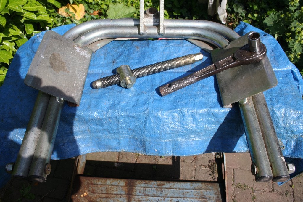 caravan leveller metaal, Ophalen, Zo goed als nieuw