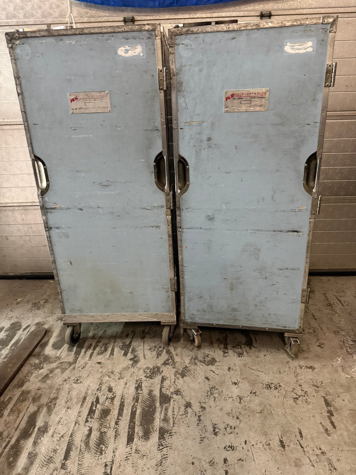 2 x thermobox thermoskar transportkar 2/1 gastronorm, Ophalen, Zo goed als nieuw