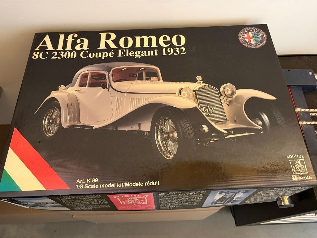 Pocher K89 Alfa Romeo 8C 2300 Coupé Elegant 1932, Auto, Groter dan 1:32, Zo goed als nieuw, Ophalen